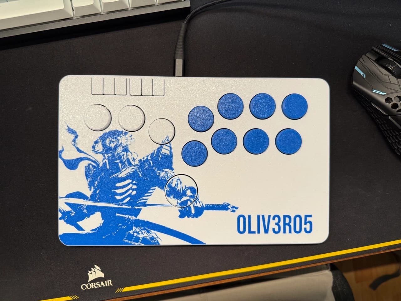 Custom Flatbox leverless controller for Oliver